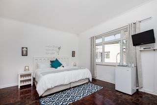 accommodation summerstrand room6 emabaleni