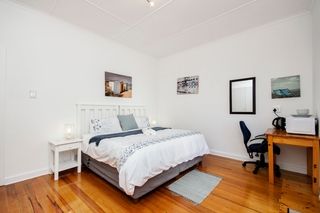 accommodation summerstrand room7 emabaleni