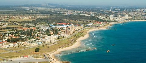 nearby-emabaleni-guest-house-beach